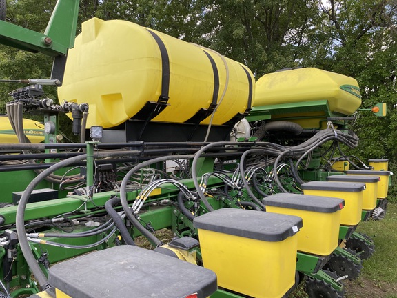 2014 John Deere DB80 Planter