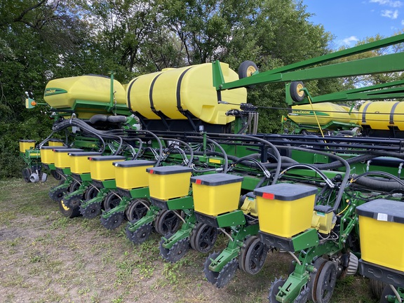 2014 John Deere DB80 Planter