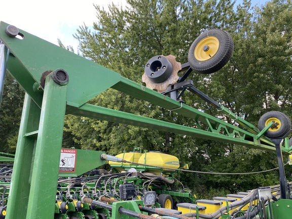 2014 John Deere DB80 Planter