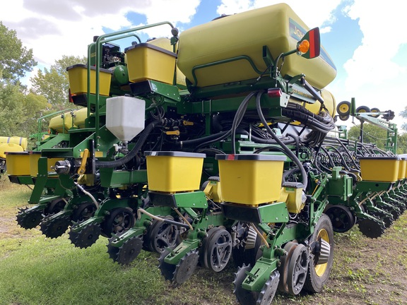 2014 John Deere DB80 Planter