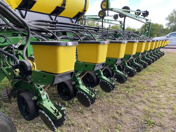 2014 John Deere DB80 Planter