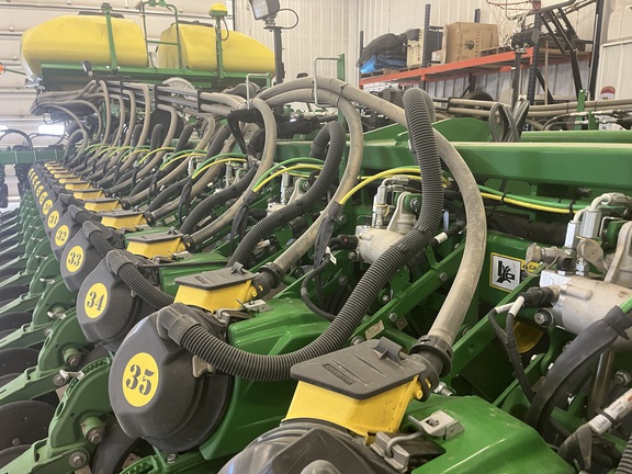 2019 John Deere DB60 Planter