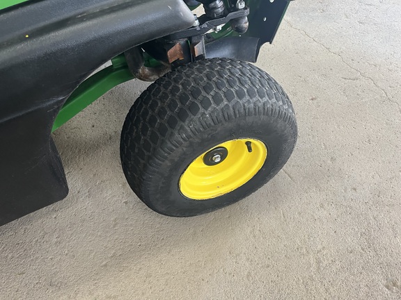 2022 John Deere 1550 Mower/Front Deck