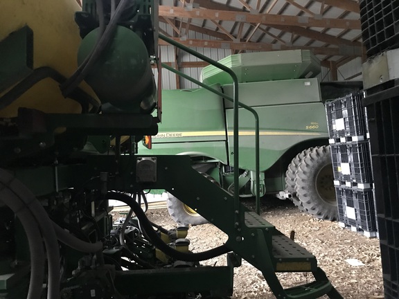 2013 John Deere DB60 Planter