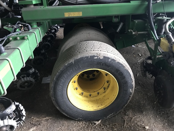 2013 John Deere DB60 Planter