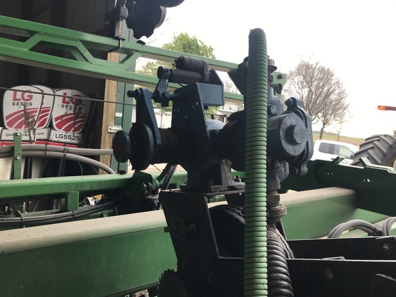 2013 John Deere DB60 Planter