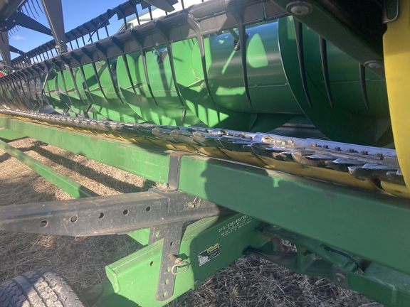 2017 John Deere 630F Header Combine