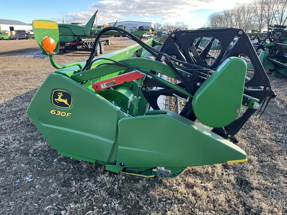 2017 John Deere 630F Header Combine