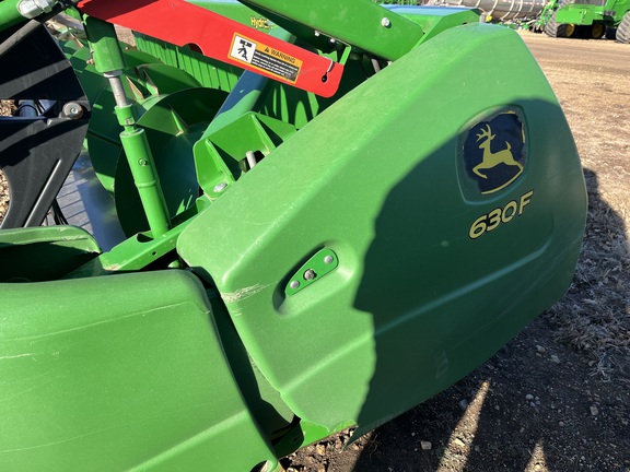 2017 John Deere 630F Header Combine