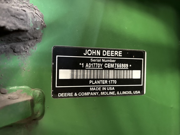 2014 John Deere 1770NT CCS Planter