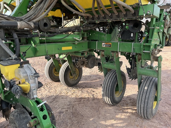 2014 John Deere 1770NT CCS Planter