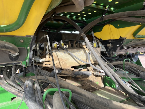 2014 John Deere 1770NT CCS Planter