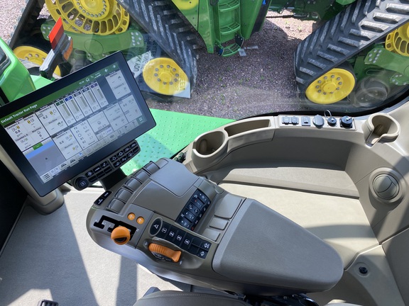 2024 John Deere 9RX 640 Tractor Rubber Track