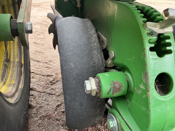 2014 John Deere 1720 Tree Planter