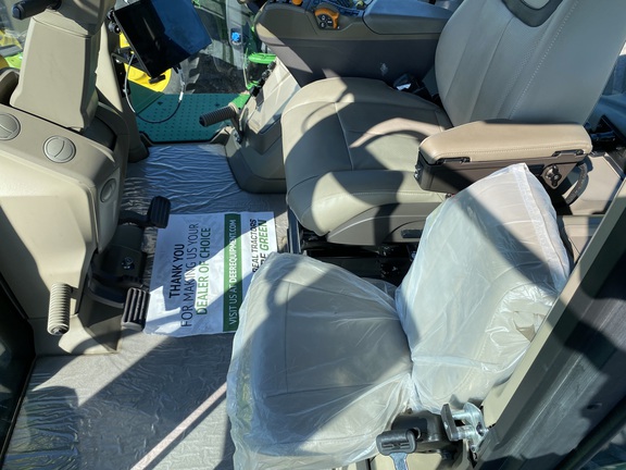 2024 John Deere 9RX 590 Tractor Rubber Track