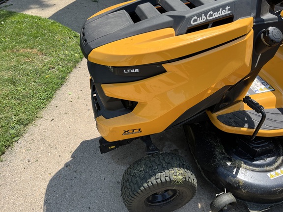 2022 Cub Cadet XT1 LT46 Garden Tractor