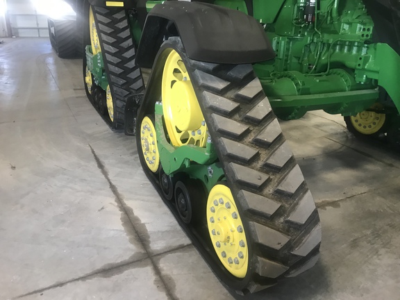 2023 John Deere 8RX 410 Tractor Rubber Track