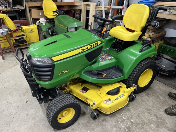 2016 John Deere X730 Garden Tractor