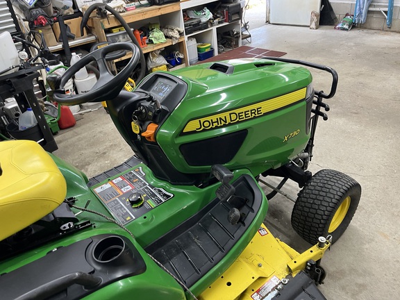 2016 John Deere X730 Garden Tractor