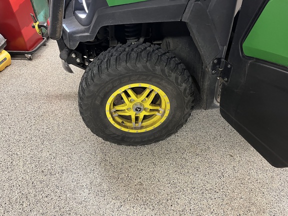 2022 John Deere XUV 835R ATV