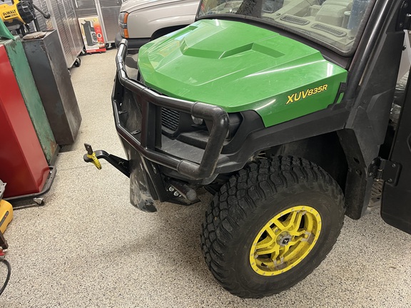 2022 John Deere XUV 835R ATV