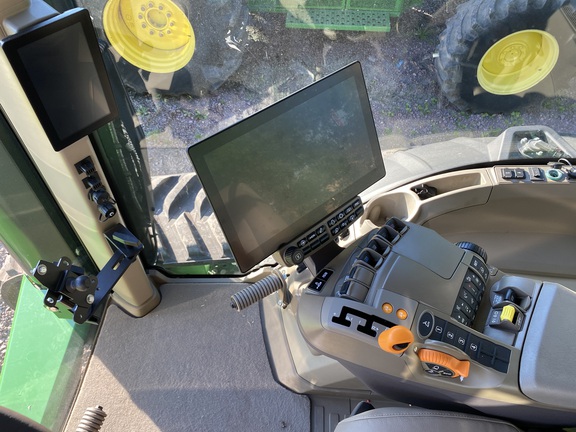 2024 John Deere 8RT 410 Tractor Rubber Track