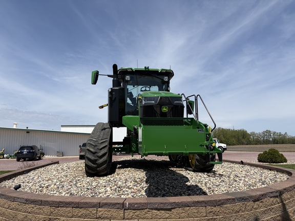 2024 John Deere 8RT 410 Tractor Rubber Track