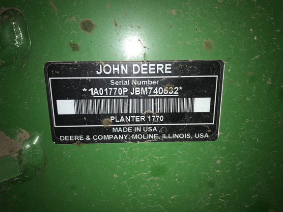 2011 John Deere 1770NT CCS Planter