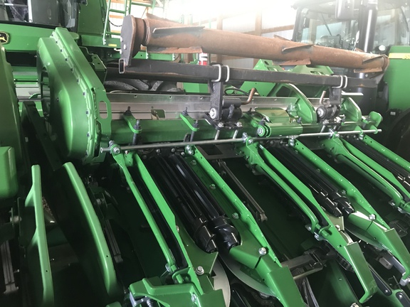 2024 John Deere C12F Header Corn Head