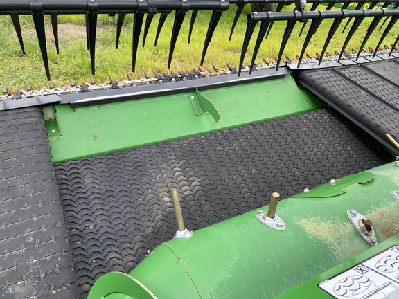 2024 John Deere RD40F Header Combine