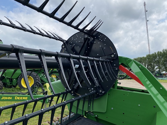 2024 John Deere RD40F Header Combine