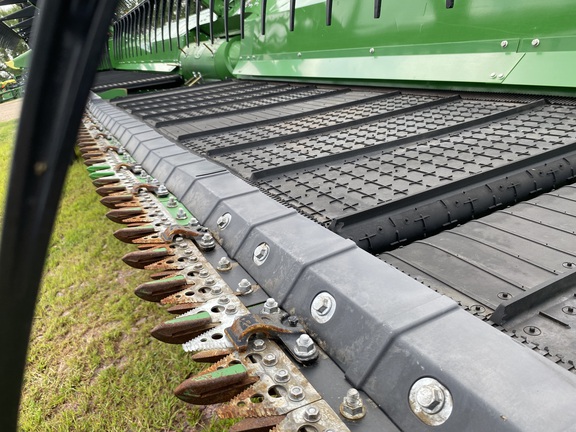 2024 John Deere RD40F Header Combine