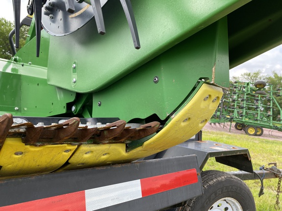 2024 John Deere RD40F Header Combine