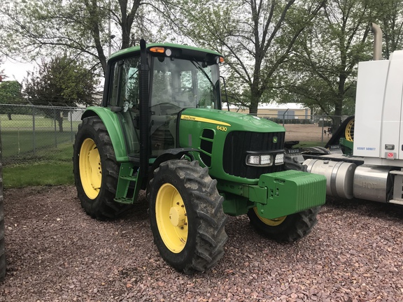 2010 John Deere 6430 Tractor