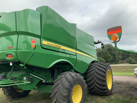 2019 John Deere S790 Combine