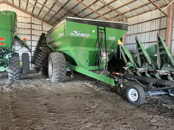 Demco 650 Grain Cart