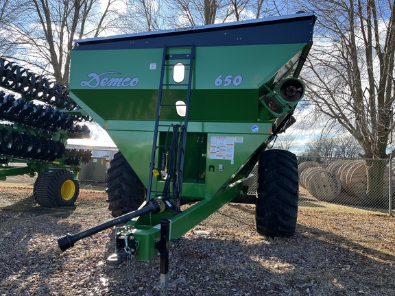 Demco 650 Grain Cart