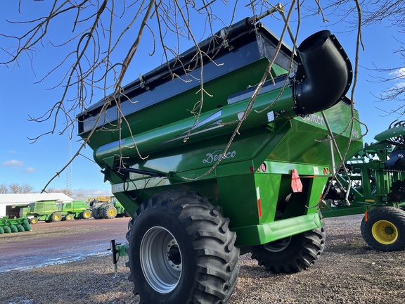 Demco 650 Grain Cart