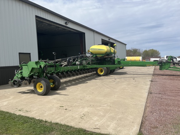 2019 John Deere DB60 Planter