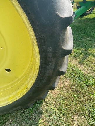 2013 John Deere 7230R Tractor