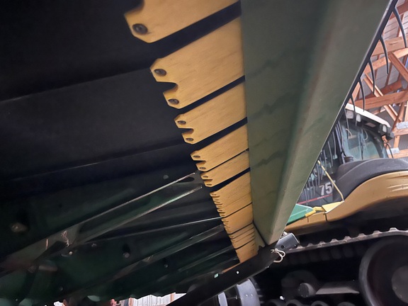 2012 John Deere 635FD Header Combine