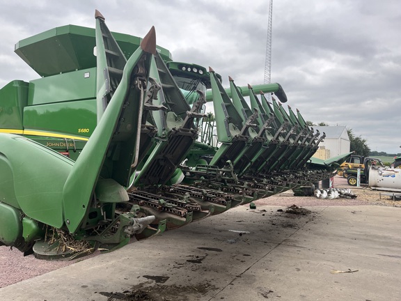 2017 John Deere 612FC Header Corn Head