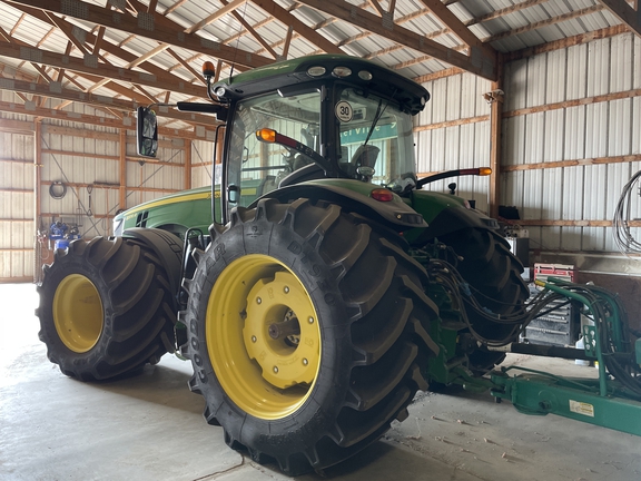 2018 John Deere 8370R Tractor