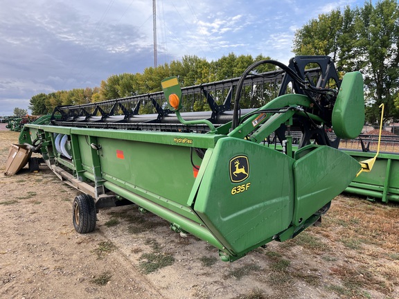 2010 John Deere 635F Header Combine