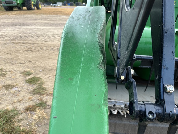 2010 John Deere 635F Header Combine