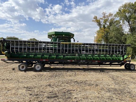 2011 John Deere 635F Header Combine