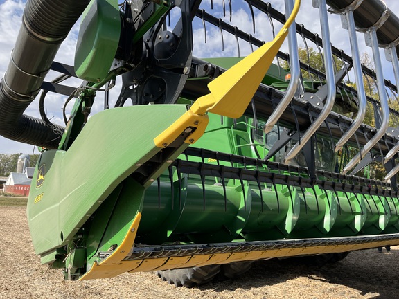 2011 John Deere 635F Header Combine