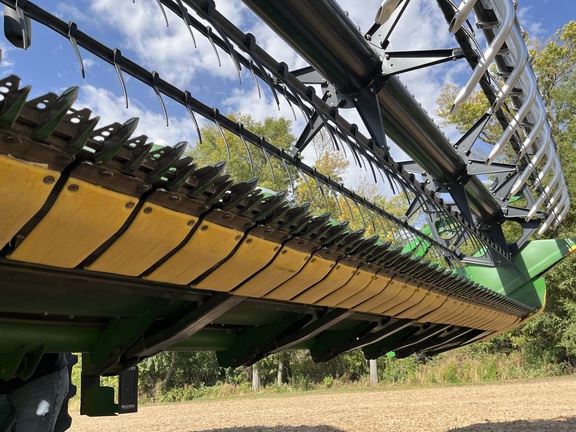 2011 John Deere 635F Header Combine