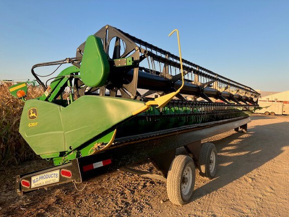 2008 John Deere 635F Header Combine