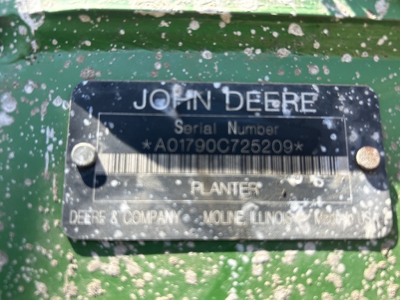 2007 John Deere 1790 Planter